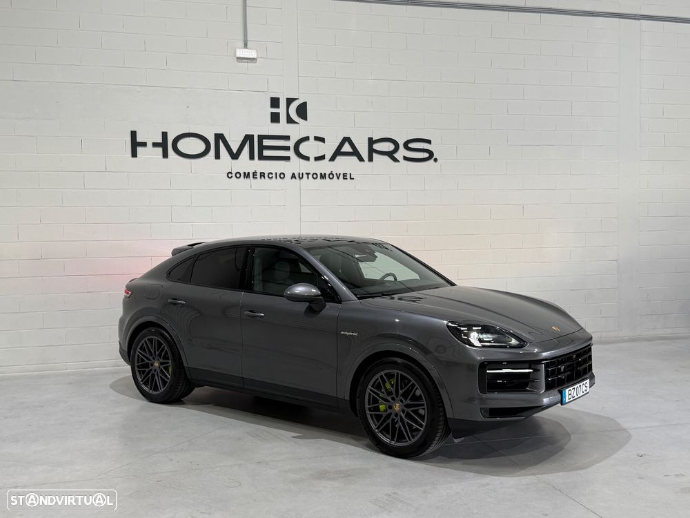 Porsche Cayenne Coupé E-Hybrid - 22