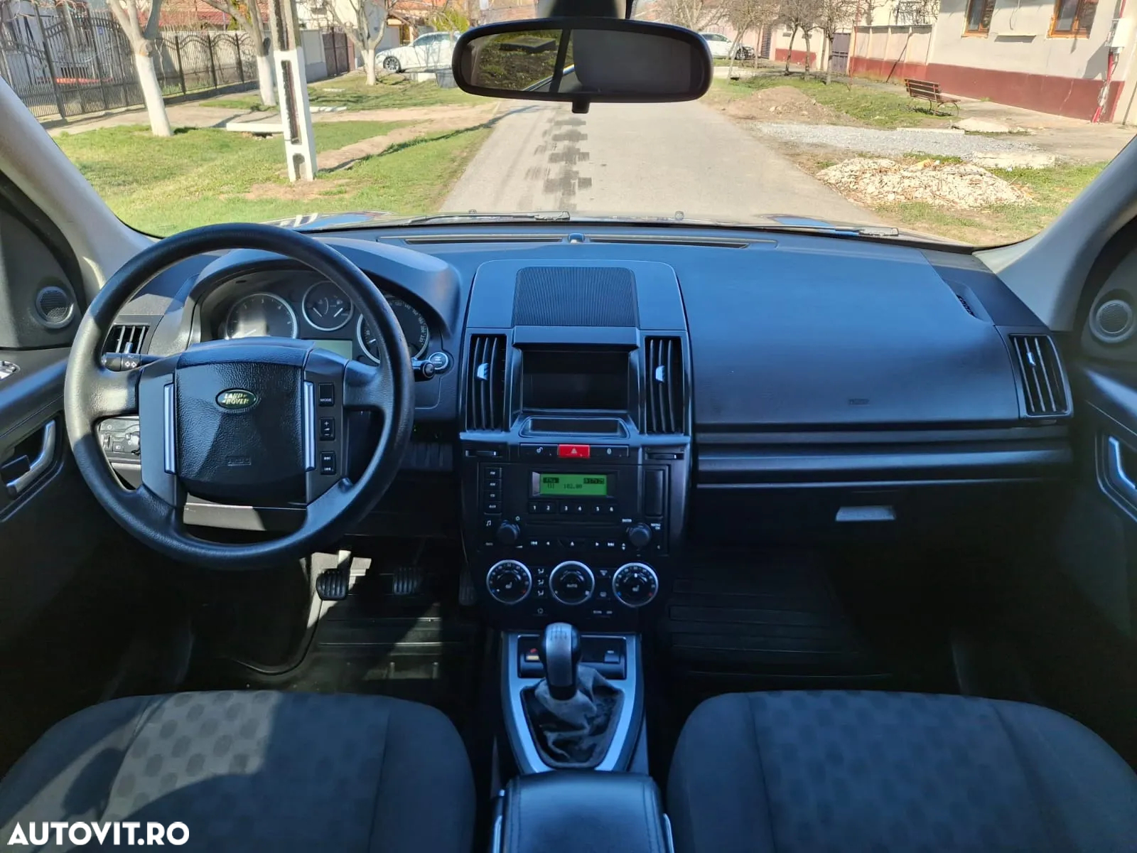 Land Rover Freelander 2 2.2 TD4 S - 5
