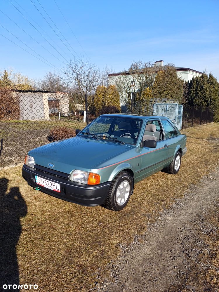 Ford Escort 1.3 C - 6