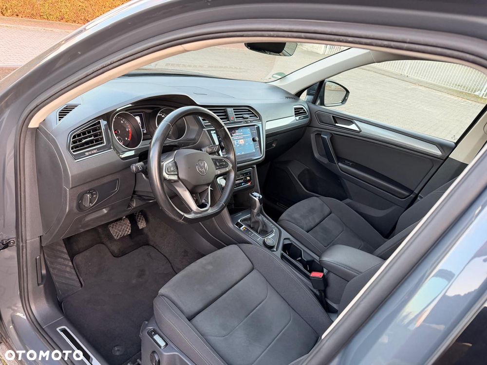 Volkswagen Tiguan 2.0 TDI SCR 4MOTION BlueMotion Technology DSG Exclusive - 16