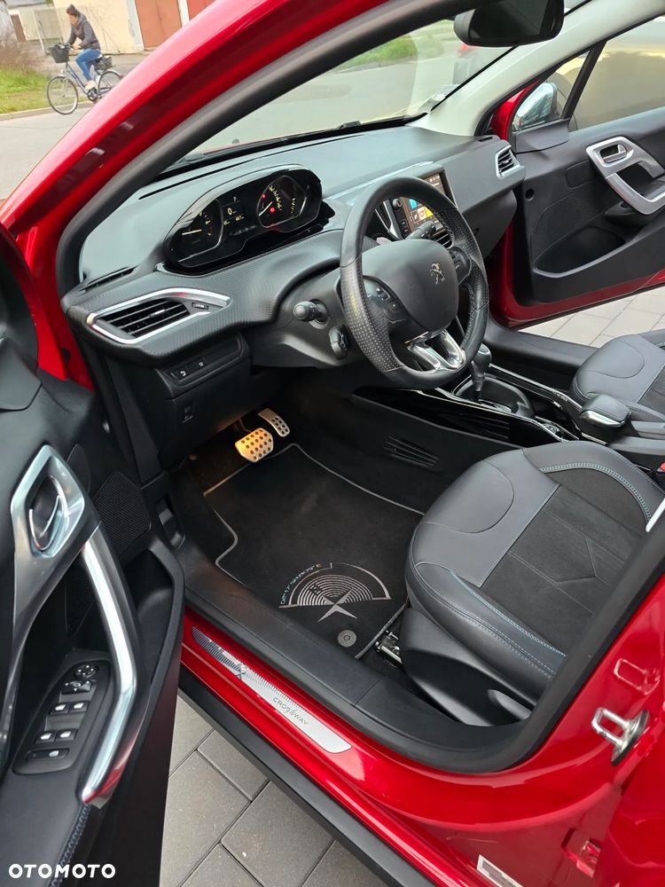 Peugeot 2008 1.2 Pure Tech GPF Crossway S&S EAT6 - 14