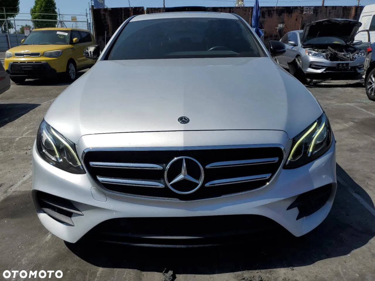 Mercedes-Benz Klasa E 300 9G-TRONIC - 5