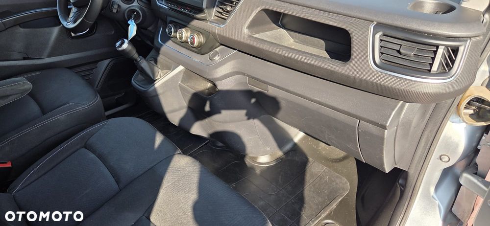 Renault Trafic - 11