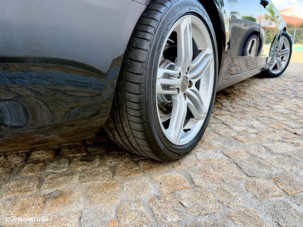 Audi A4 2.0 TDI S-line - 20