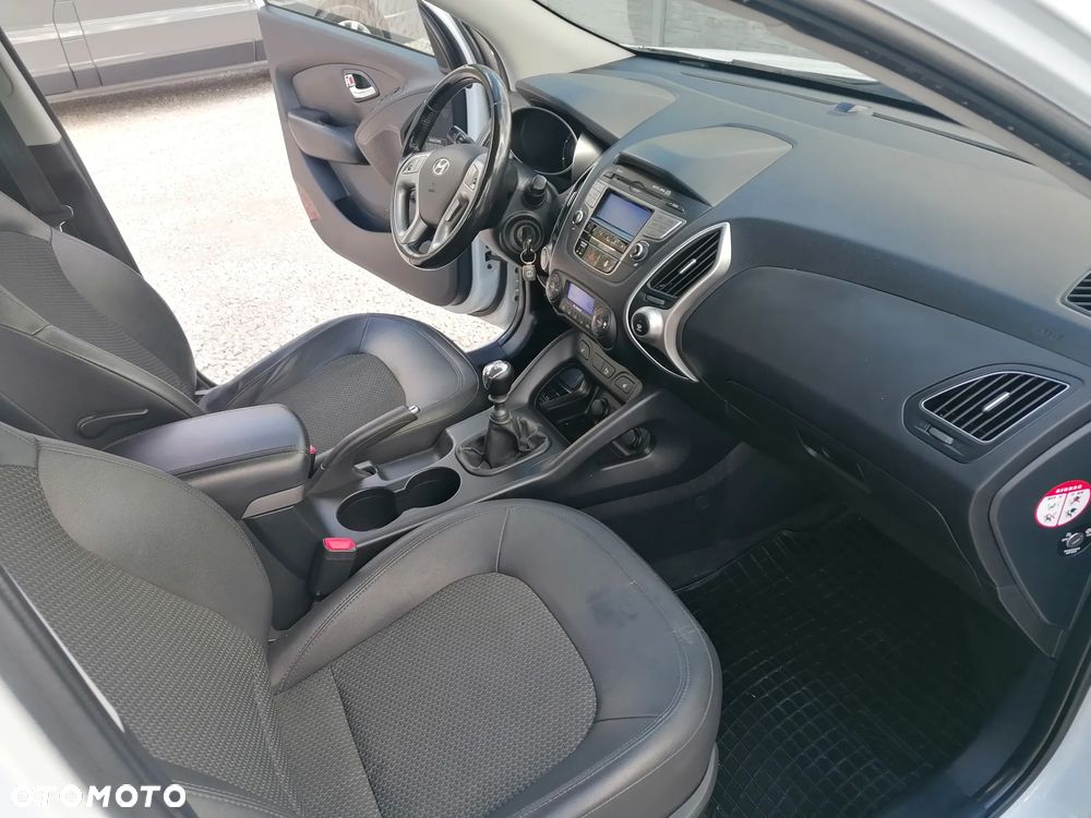 Hyundai ix35 2.0 CRDi 4WD Premium - 10