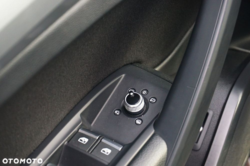 Audi Q5 Sportback - 16