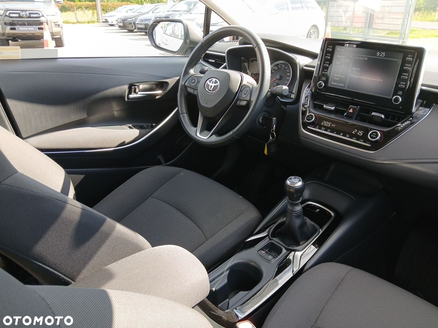 Toyota Corolla - 15