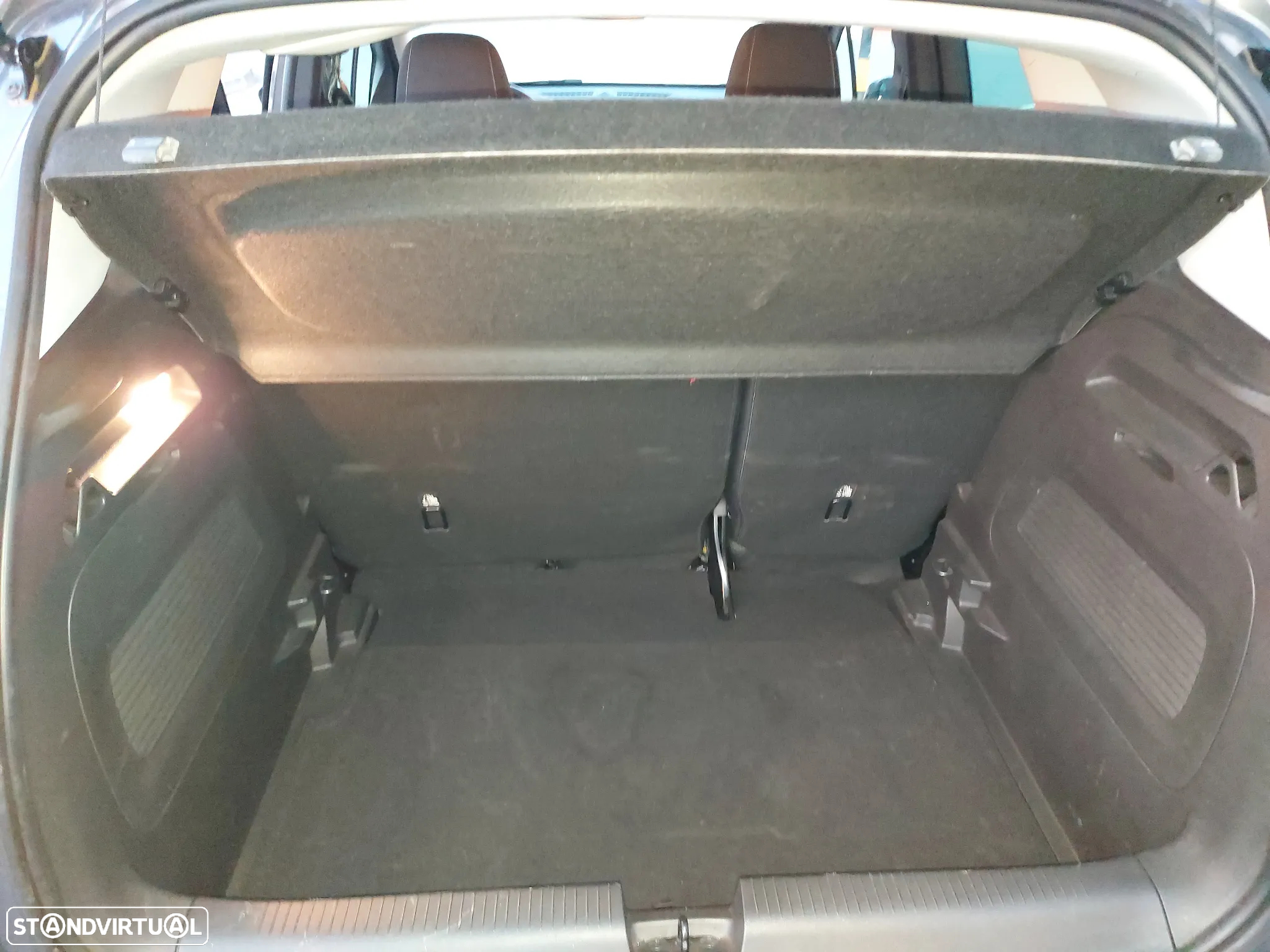 Opel Crossland X - 16