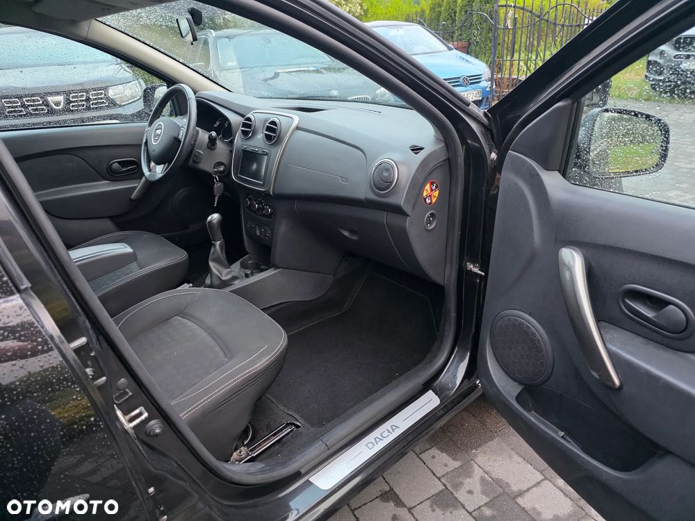 Dacia Logan TCe 90 Prestige - 11