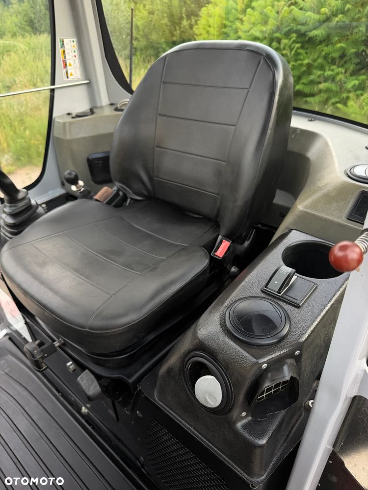 Wacker Neuson DW60 Wozidło Obrotowe 4x4. 6 ton ładowność z Pełną kabiną. OBROTOWA koleba 1350 mtg. 2021 rok. Jak nowe z salonu PERKINS turbo silnik. Pochodzi z Norweskiego Gospodarstwa Ziemniaczanego! Pełne sterowanie dżojstik REWERS HYDROSTATIC Ogrzewana Kabina Opony zero zużycia. Aktualna DEKRA. Kamery wysokiej jakośći! Zero luzów i wycieków. Szybka wolna jazda. Wielka Okazja. Ośswietlenie Rozbudowane. Hak kulka - 16