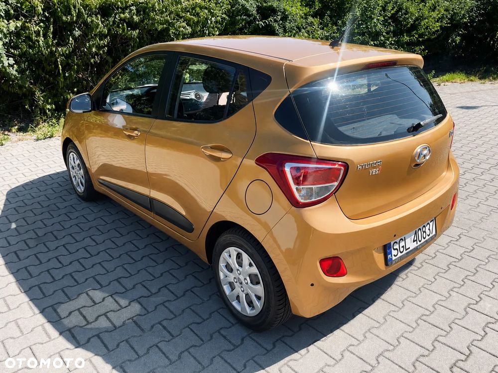 Hyundai i10 - 10