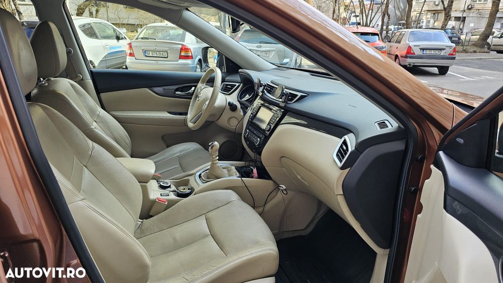 Nissan X-Trail 1.6L dCI Start/Stop 4x4-i Tekna - 2