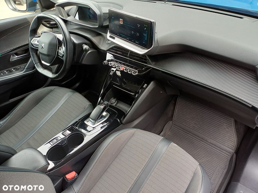 Peugeot 2008 - 14