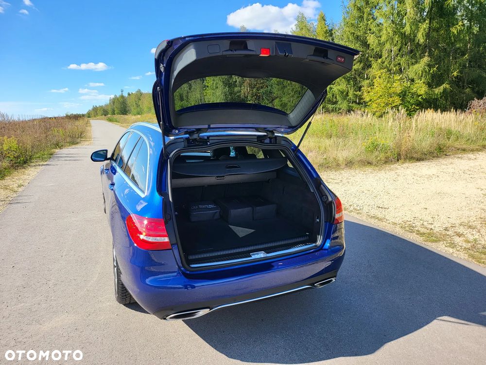 Mercedes-Benz Klasa C 300 de 9G-TRONIC - 9