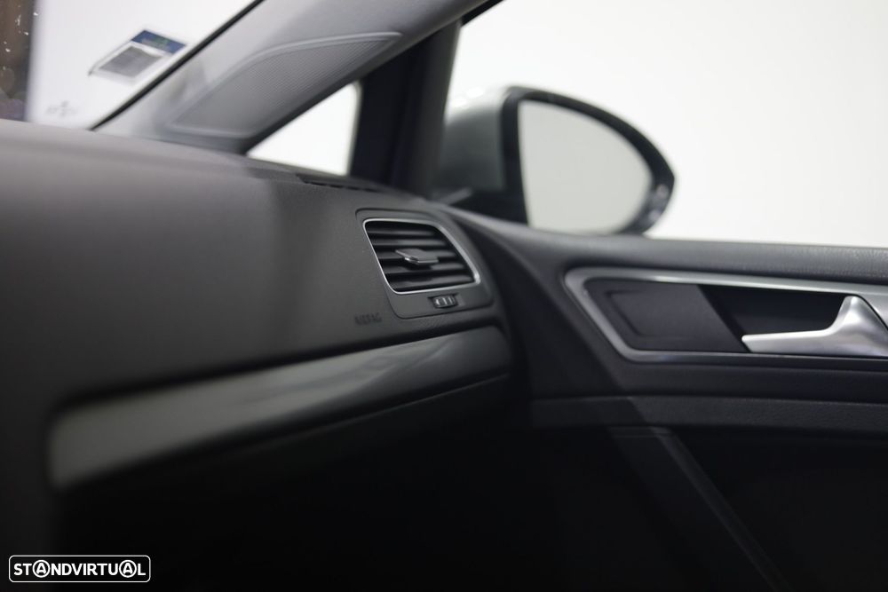 VW Golf 1.6 TDi Trendline - 11