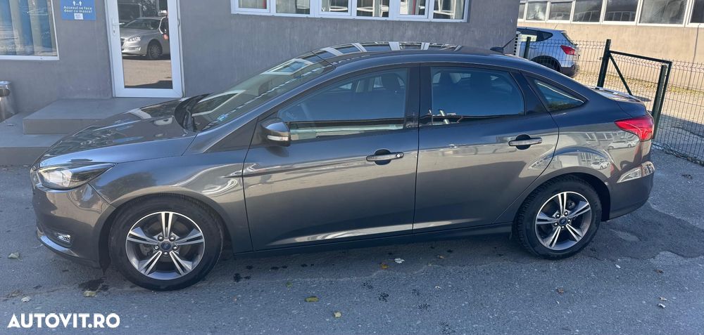 Ford Focus - 3