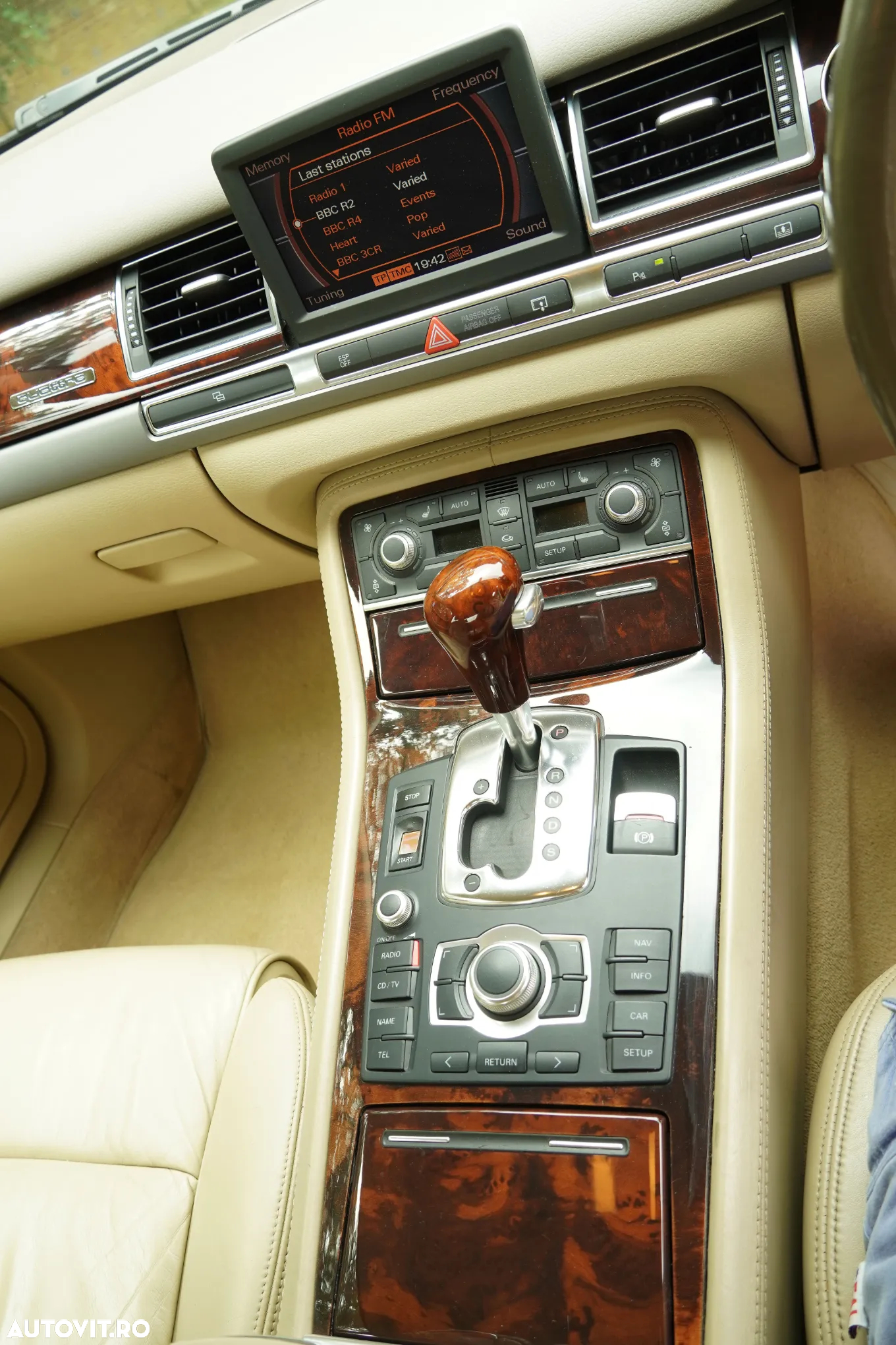 Audi A8 4.2 quattro Aut - 12