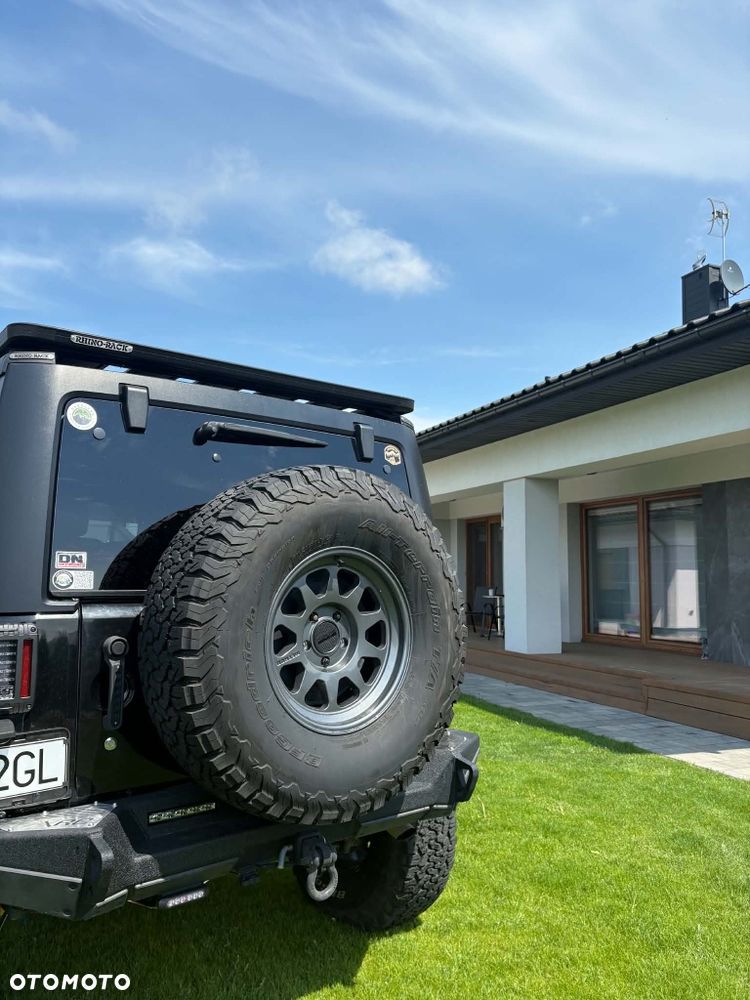 Jeep Wrangler - 5