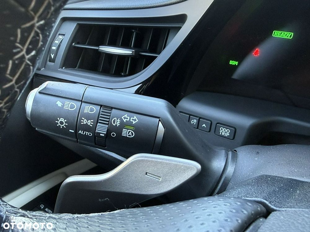 Lexus ES - 24