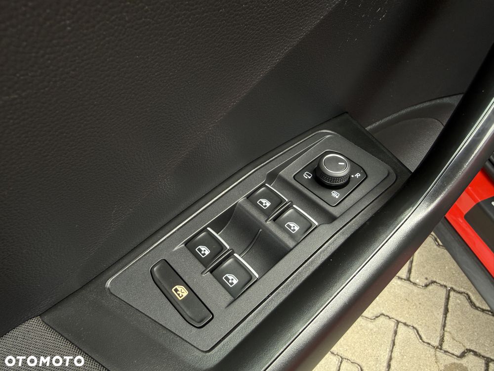 Volkswagen T-Roc 2.0 TDI SCR DSG Style - 18