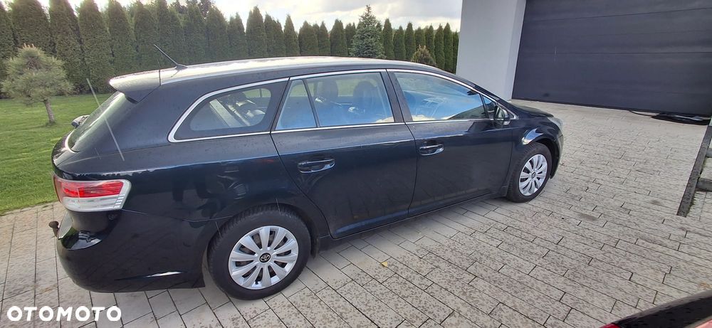 Toyota Avensis 2.0 D-4D Edition - 4