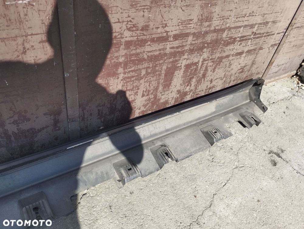 próg prawy listwa nakładka mercedes gle w167 amg a1676982301 - 9