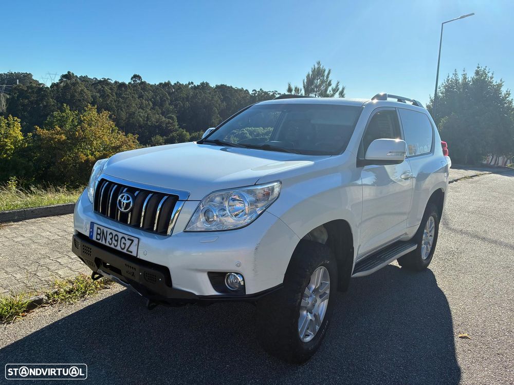 Toyota Land Cruiser 3.0 D-4D Auto - 2