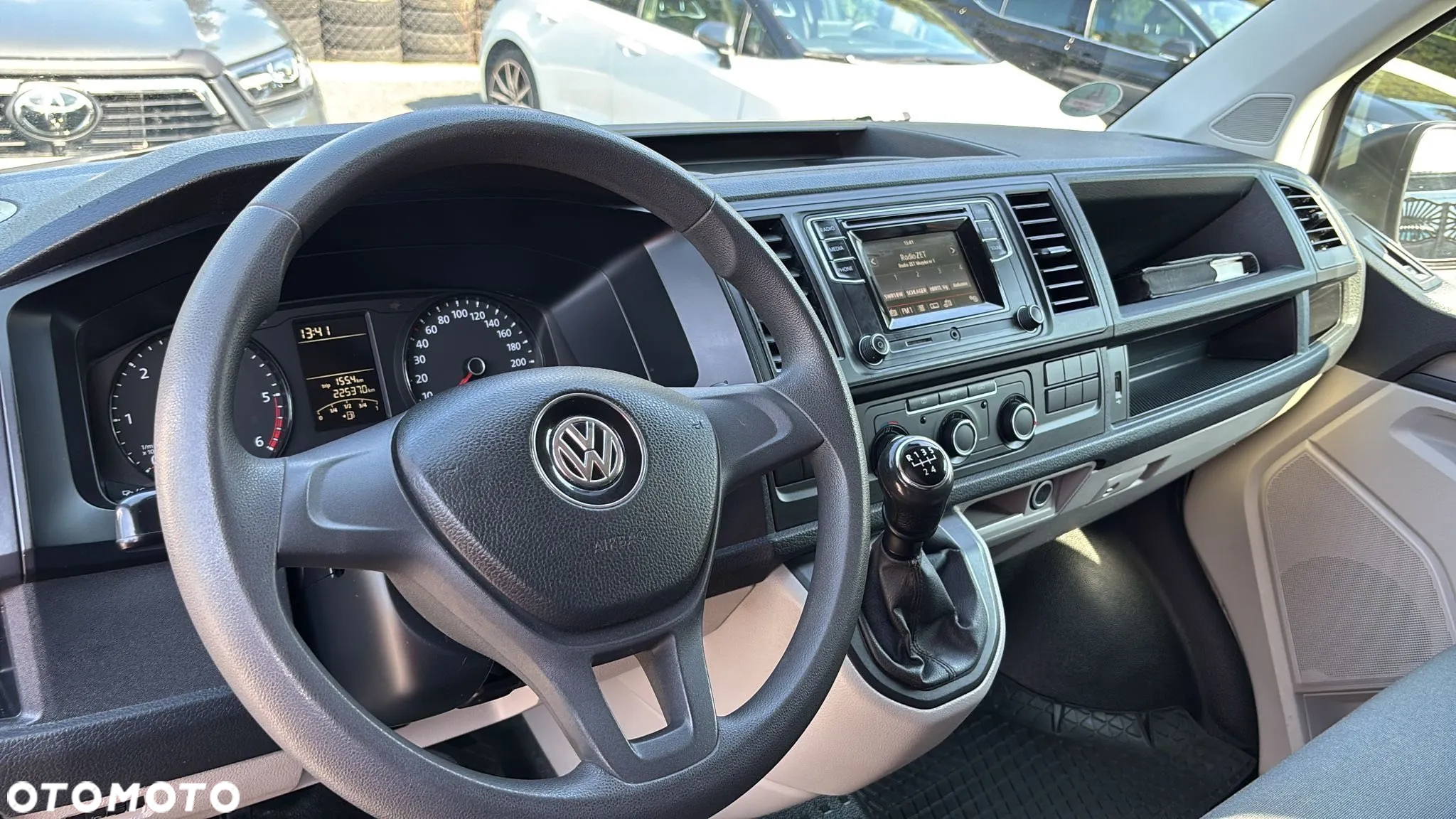 Volkswagen Transporter T6 TDI L2H1 Mixt - 11