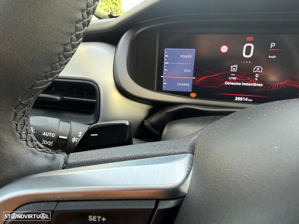 Jeep Avenger 1.2 e-Hybrid Altitude DCT - 19