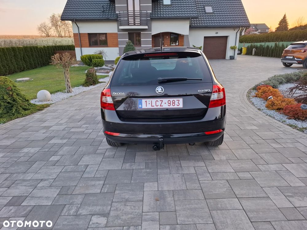 Skoda RAPID 1.6 TDI Ambition - 12