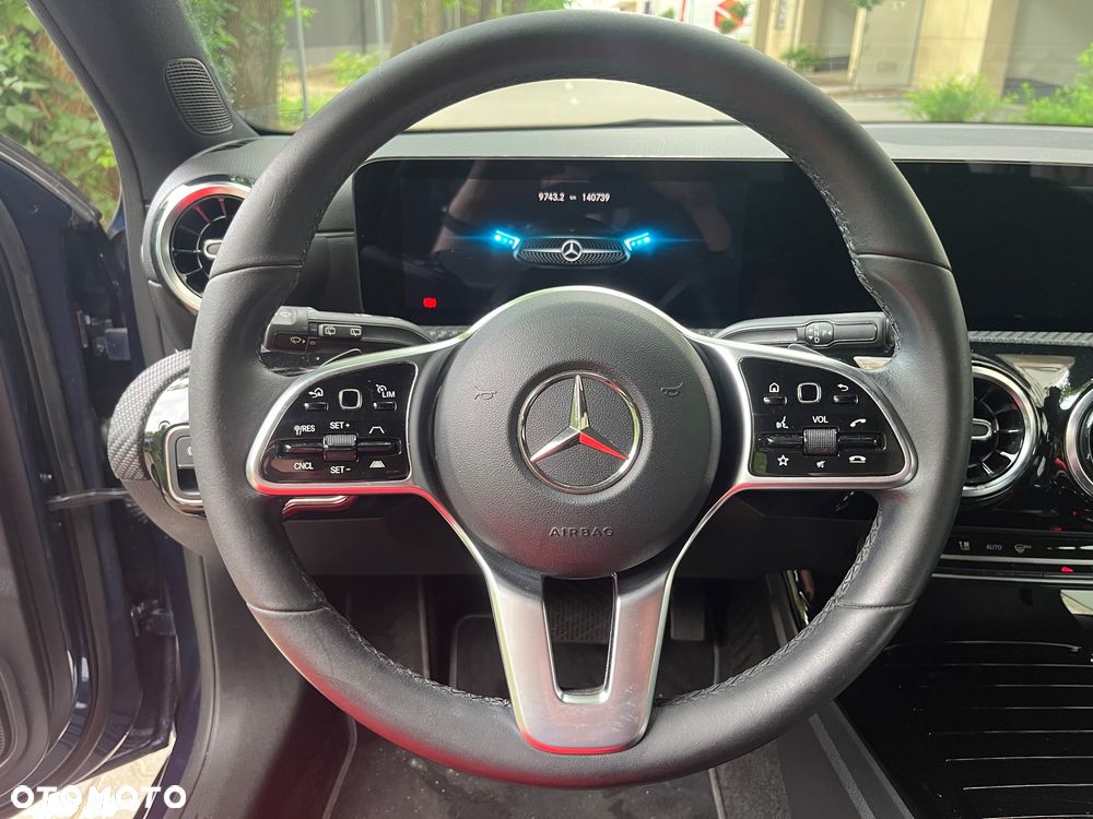 Mercedes-Benz Klasa A 200 d 8G-DCT - 16