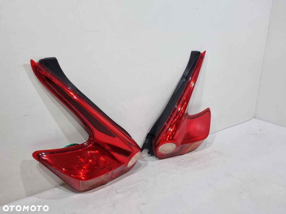 NISSAN JUKE F15 LAMPA TYŁ LEWA PRAWA EUROPA - 3