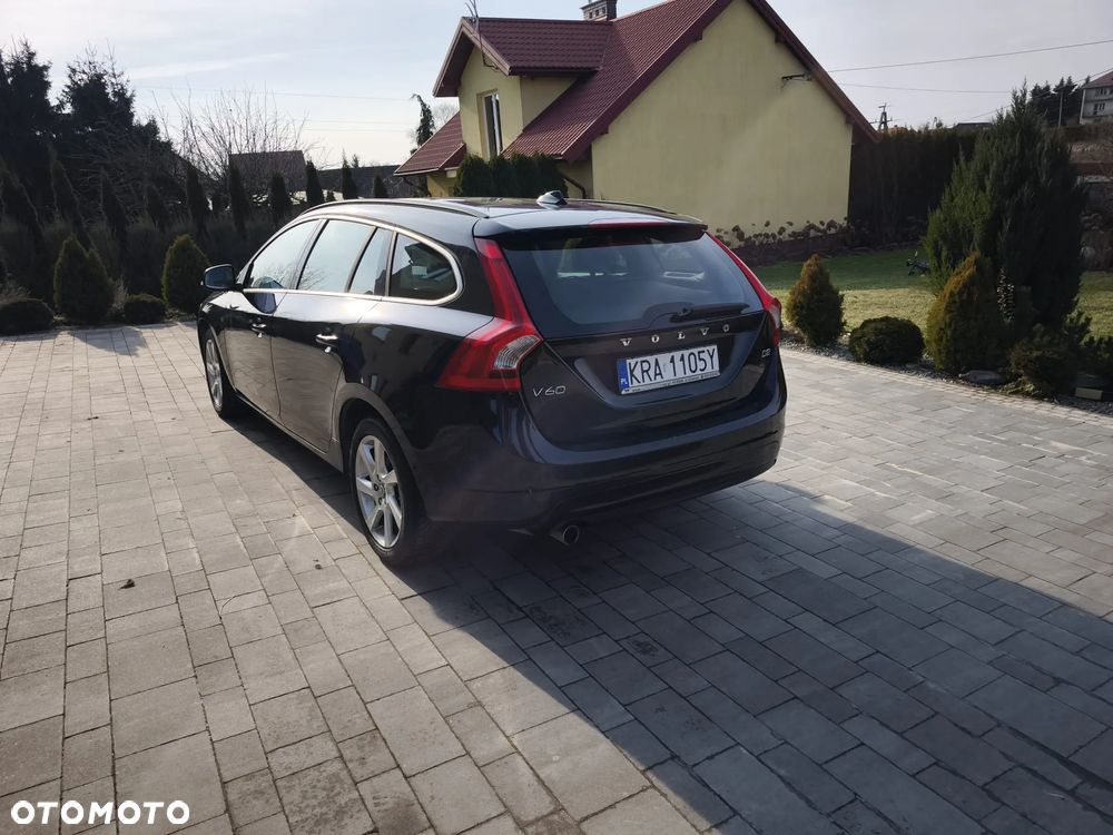 Volvo V60 D2 Geartronic Powershift Momentum - 9