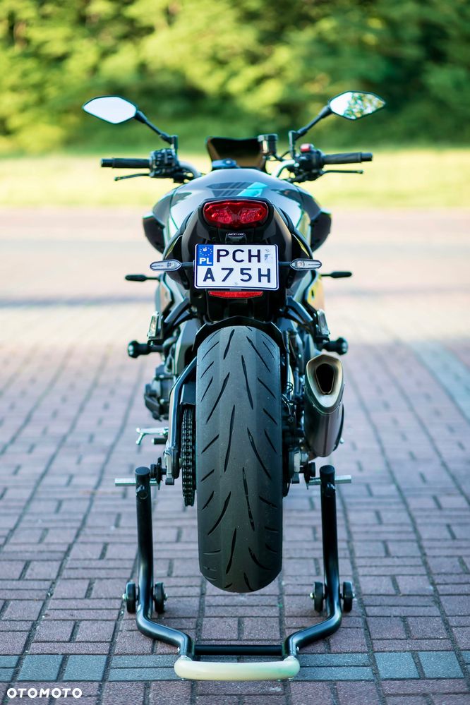 Yamaha MT - 12
