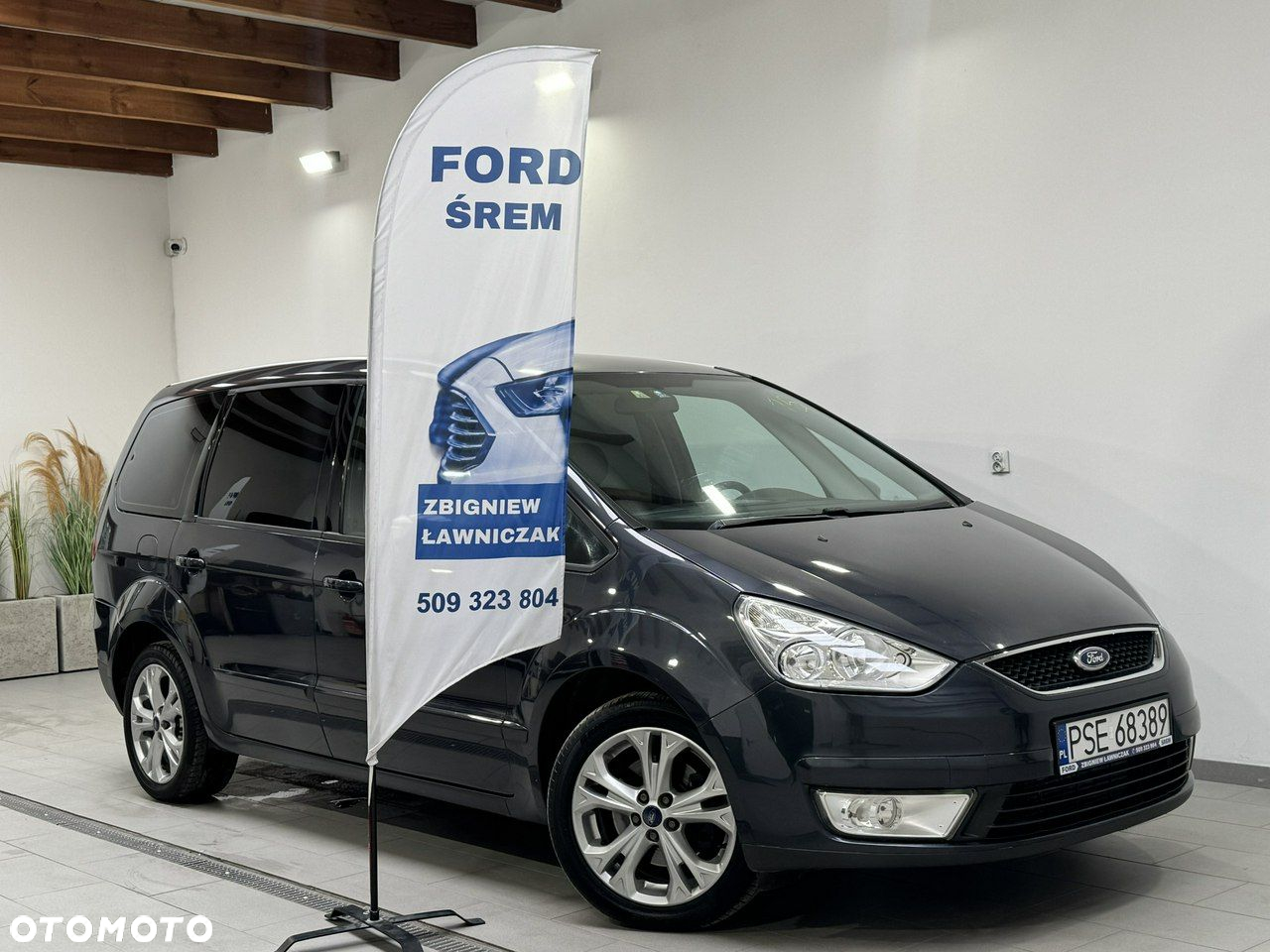 Ford Galaxy - 2
