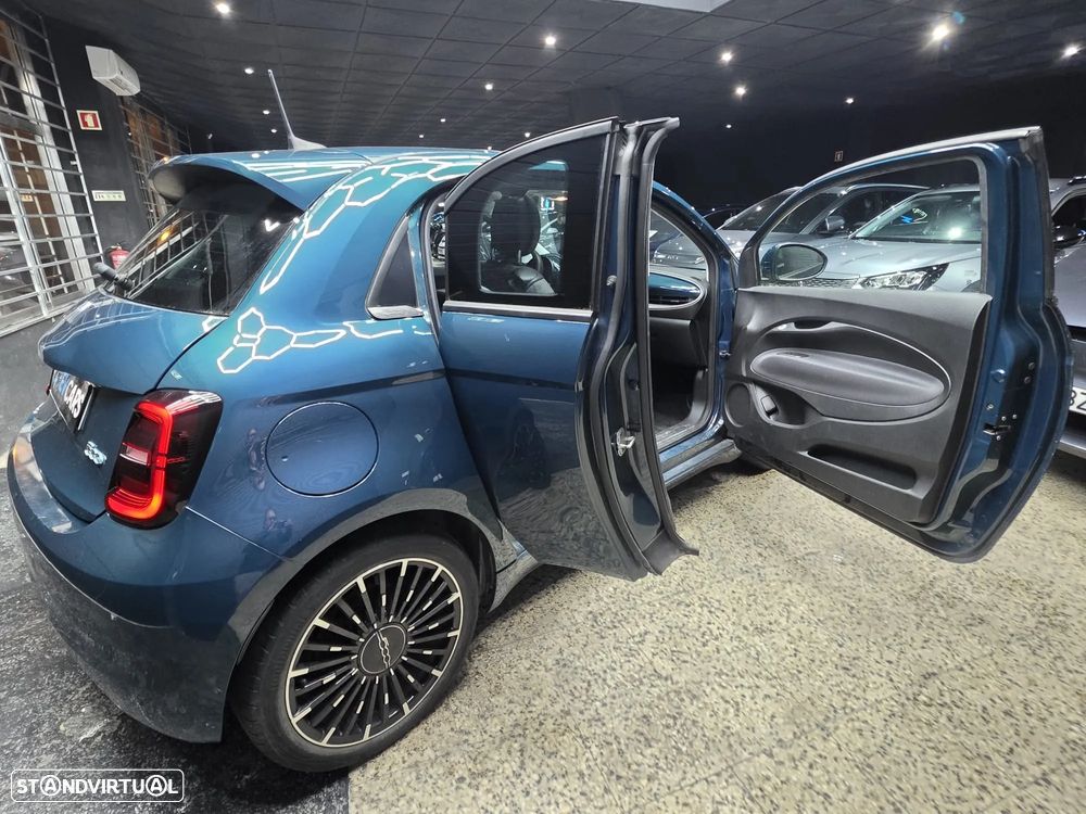 Fiat 500e 3 + 1 42 kWh Icon - 13