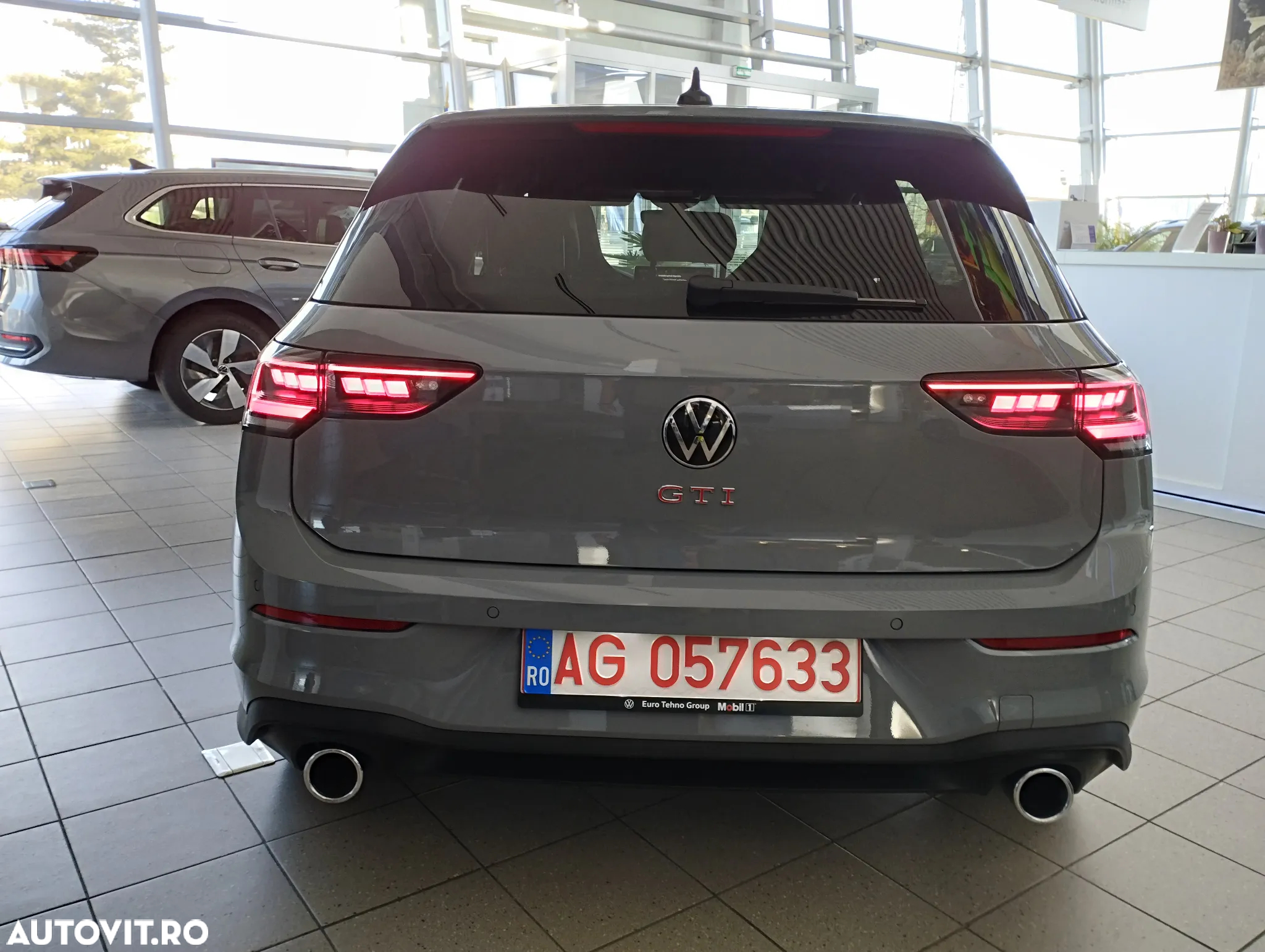 Volkswagen Golf 2.0 TSI DSG GTI - 6