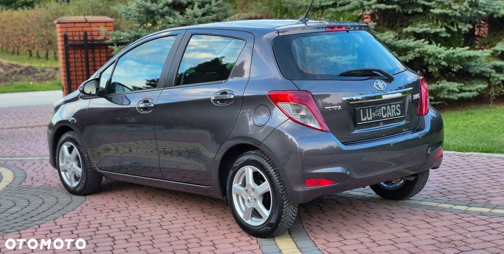 Toyota Yaris 1.0 VVT-i Life - 32