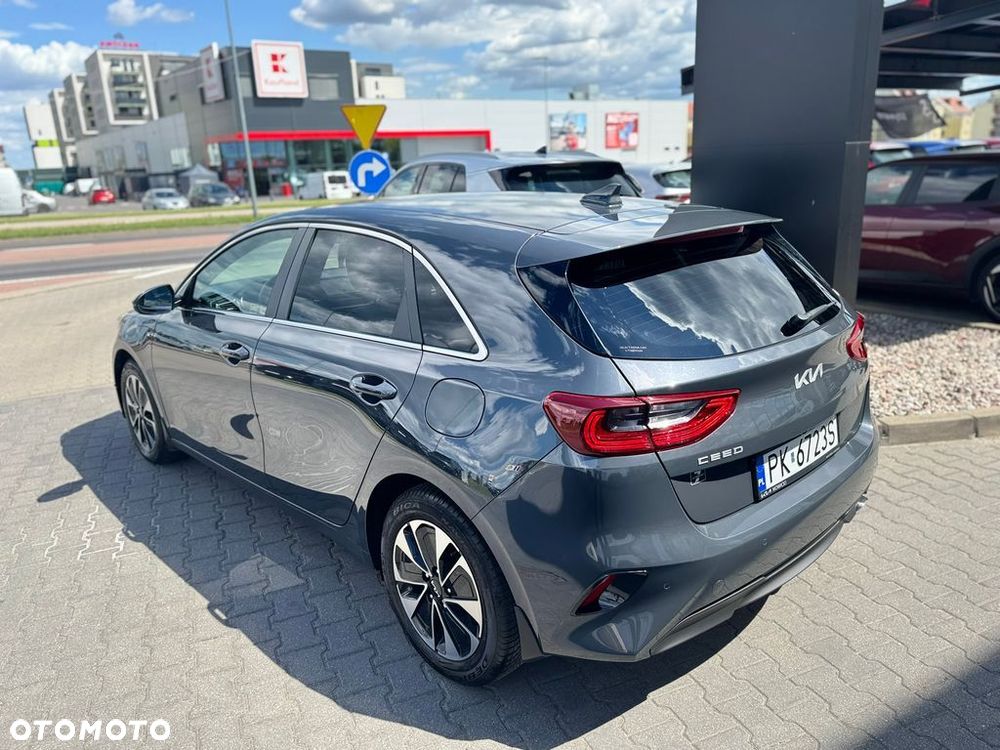 Kia Ceed 1.5 T-GDI Tribute DCT - 4