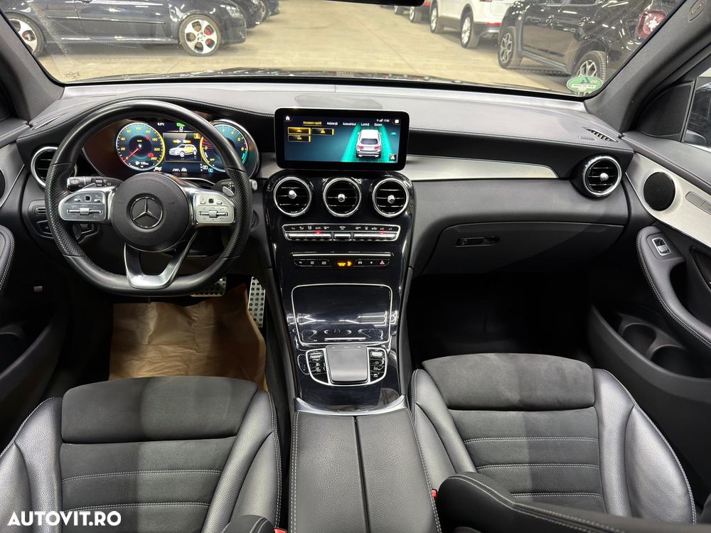 Mercedes-Benz GLC 300 de 4Matic 9G-TRONIC AMG Line - 17