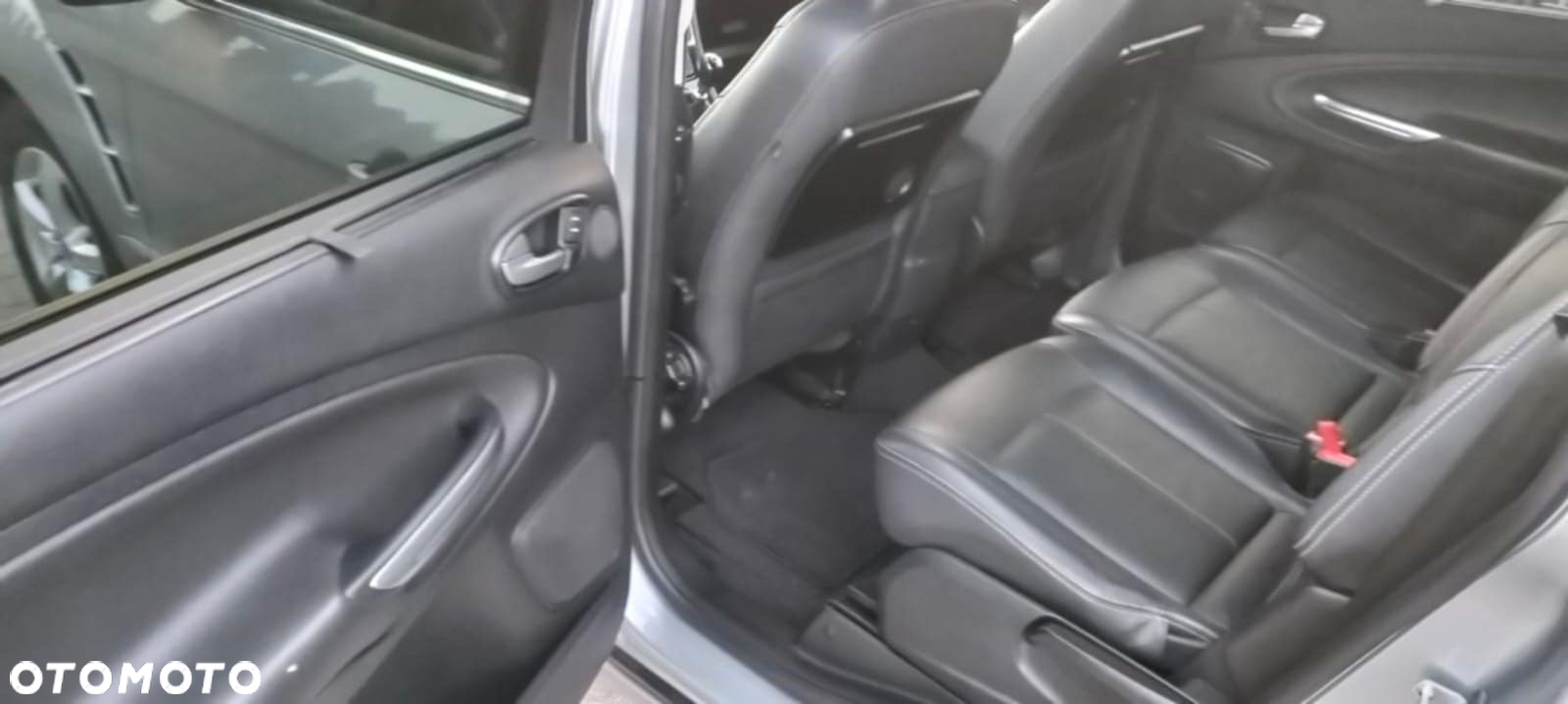 Ford S-Max 2.0 TDCi DPF Trend - 13
