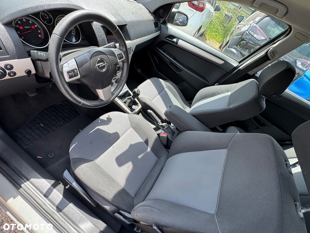 Opel Astra - 26