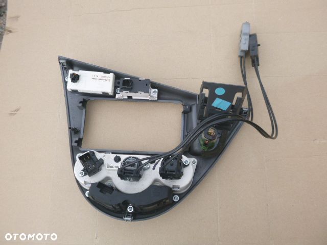PANEL STEROWANIA NAWIEWEM LINKI KLIMATYZACJA FORD FOCUS MK1 98-04 - 8