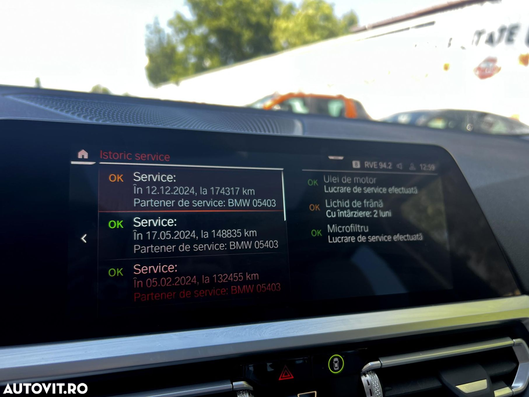 BMW Seria 3 318d Aut. - 29