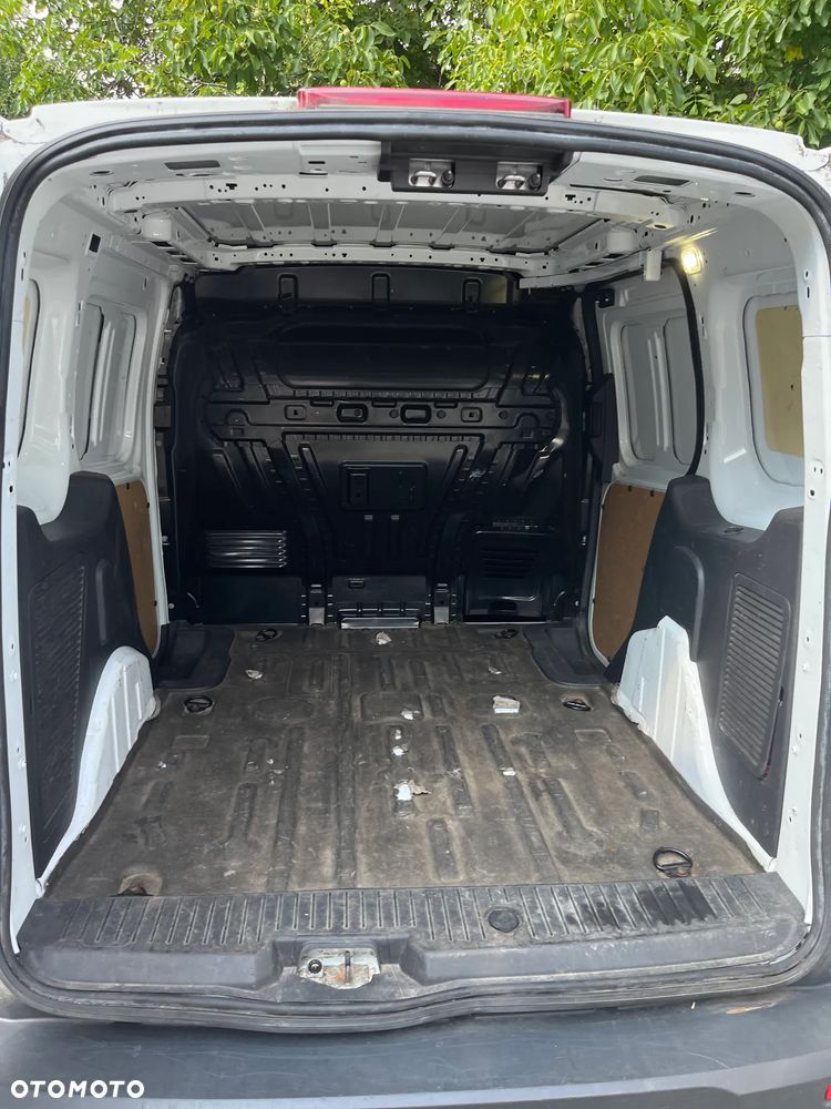 Ford Transit Connect - 6
