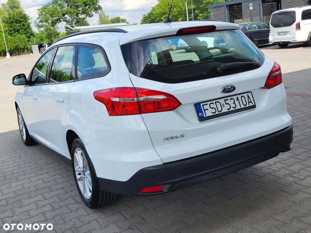 Ford Focus 1.0 EcoBoost Trend Edition Business - 10