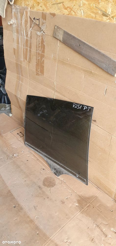 Szyba prawy tył tylna prawa Mercedes R-Klasa W251 AS3 - 3