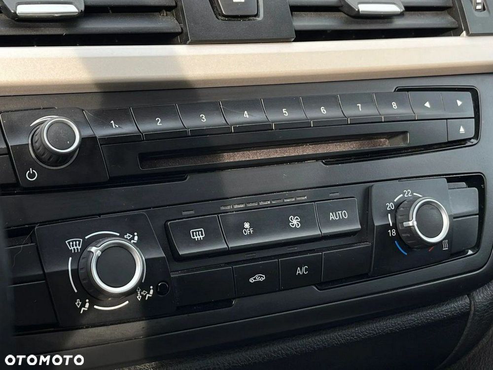 BMW Seria 3 - 26