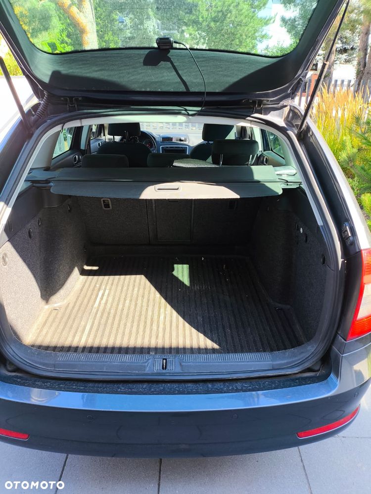 Skoda Octavia 2.0 TDI Family - 10