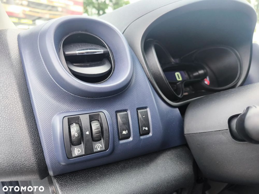 Opel Vivaro - 21